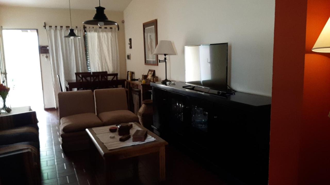 Un Lugar Tranquilo Villa La Carrodilla Bagian luar foto